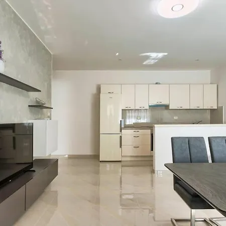 Andrea Del Mar Appartement
