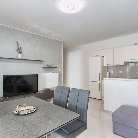 Appartement Andrea Del Mar *